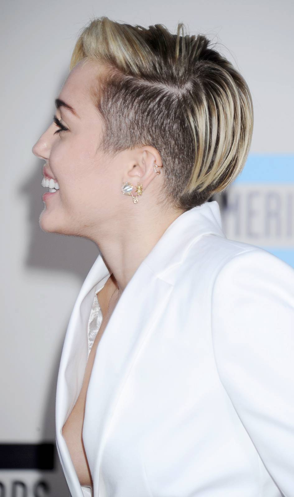 Miley-Cyrus-83.jpg